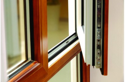 强烈的市场竞争环境下 铝合金门窗企业若何向前发展？